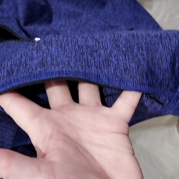 Champion Purple and Black Blended Pattern Zipper Hoodie w/ Thumb Holes Size Med - Picture 5 of 9